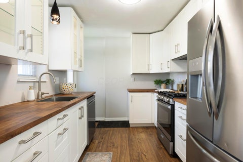 Tiny photo for 943 Mount Pleasant Avenue, Columbus, OH 43201 (MLS # 226038315)