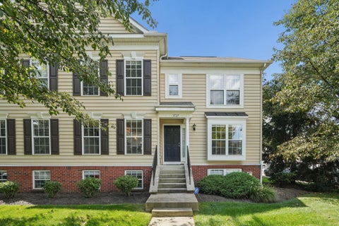 Photo of 3727 Rubythroat Drive 19 #19, Columbus, OH 43230 (MLS # 226033404)