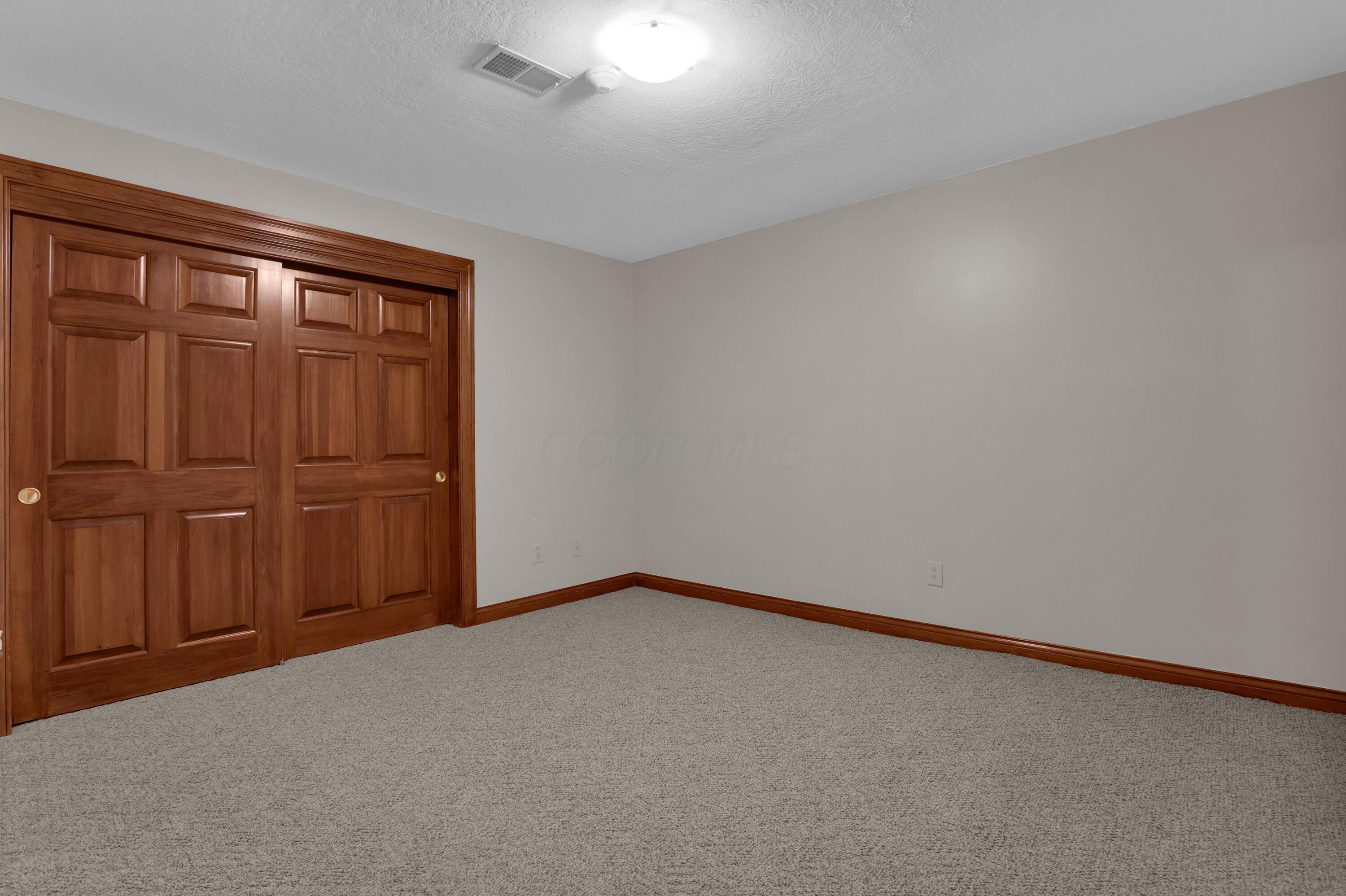 7832 Windsor Avenue, Canal Winchester, Ohio image 32
