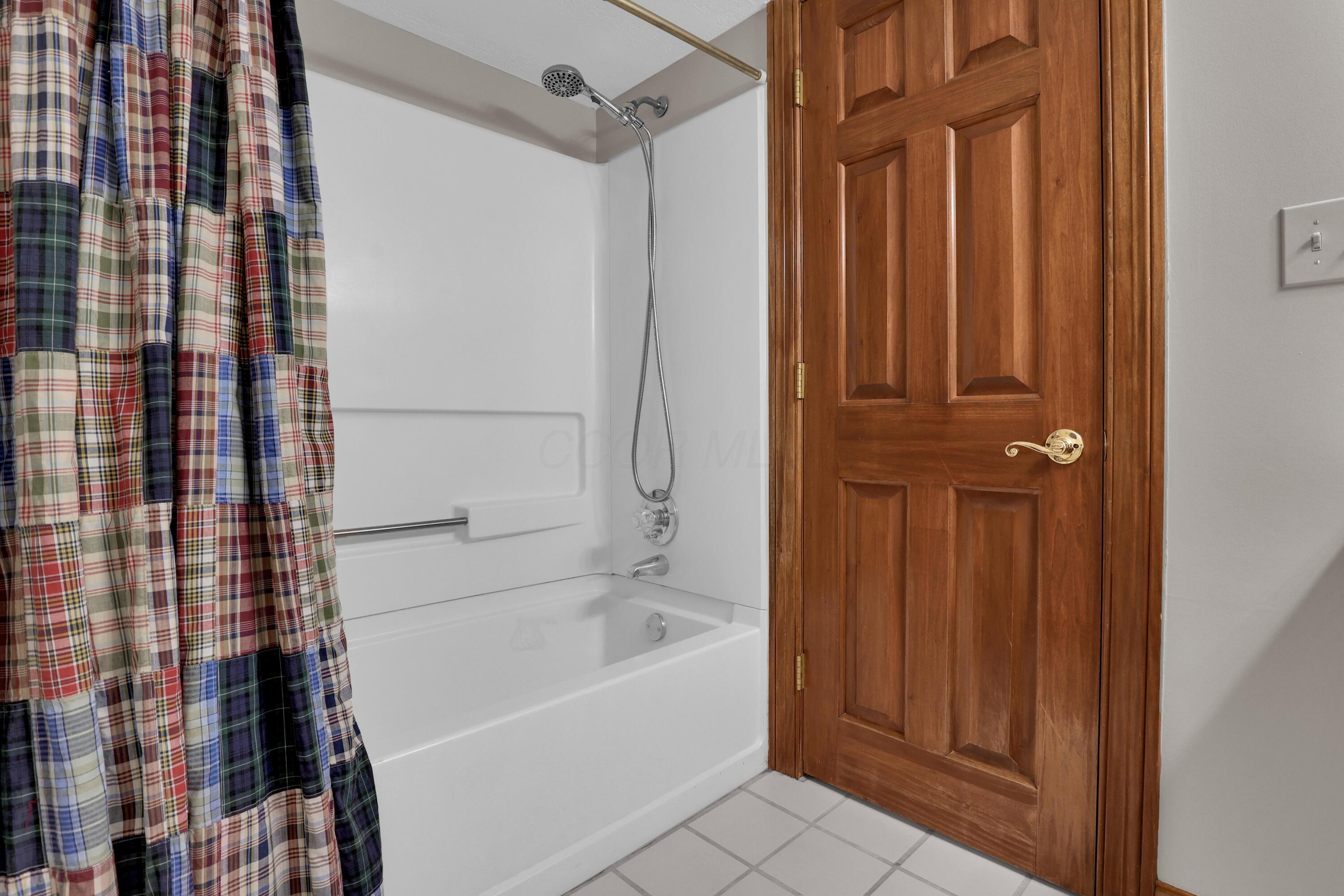 7832 Windsor Avenue, Canal Winchester, Ohio image 34