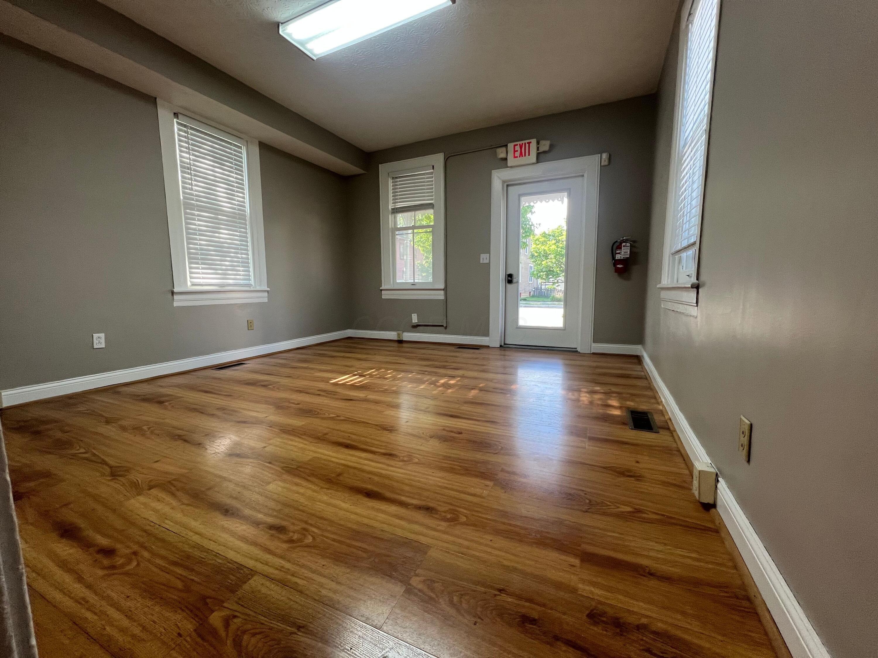 52 E Columbus Street, Pickerington, Ohio image 3