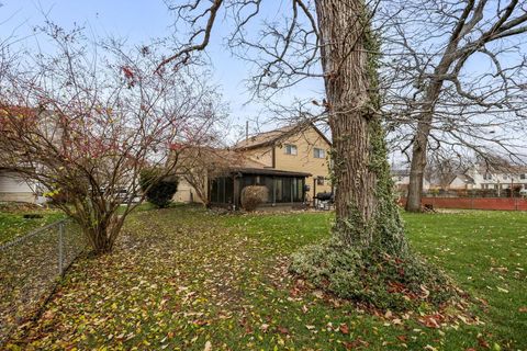 Tiny photo for 5803 Sundrops Avenue, Galloway, OH 43119 (MLS # 225044267)