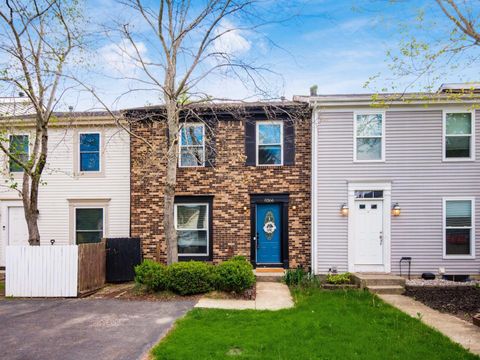 Photo of 8366 Cliffthorne Way, Columbus, OH 43235 (MLS # 226013058)