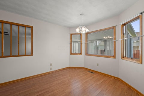 Tiny photo for 1545 Ojibwas Court, Grove City, OH 43123 (MLS # 226039575)