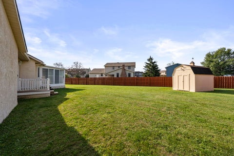 Tiny photo for 1545 Ojibwas Court, Grove City, OH 43123 (MLS # 226039575)