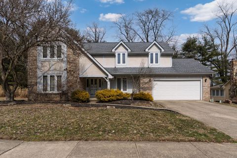 Photo of 866 Loch Lomond Lane, Columbus, OH 43085 (MLS # 225006760)