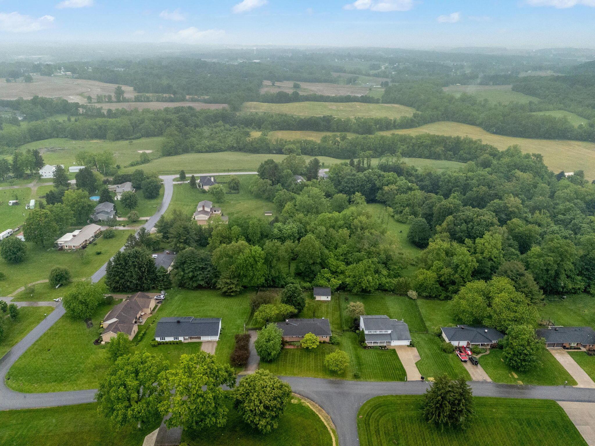 2580 Applewood Lane, Lancaster, Ohio image 40