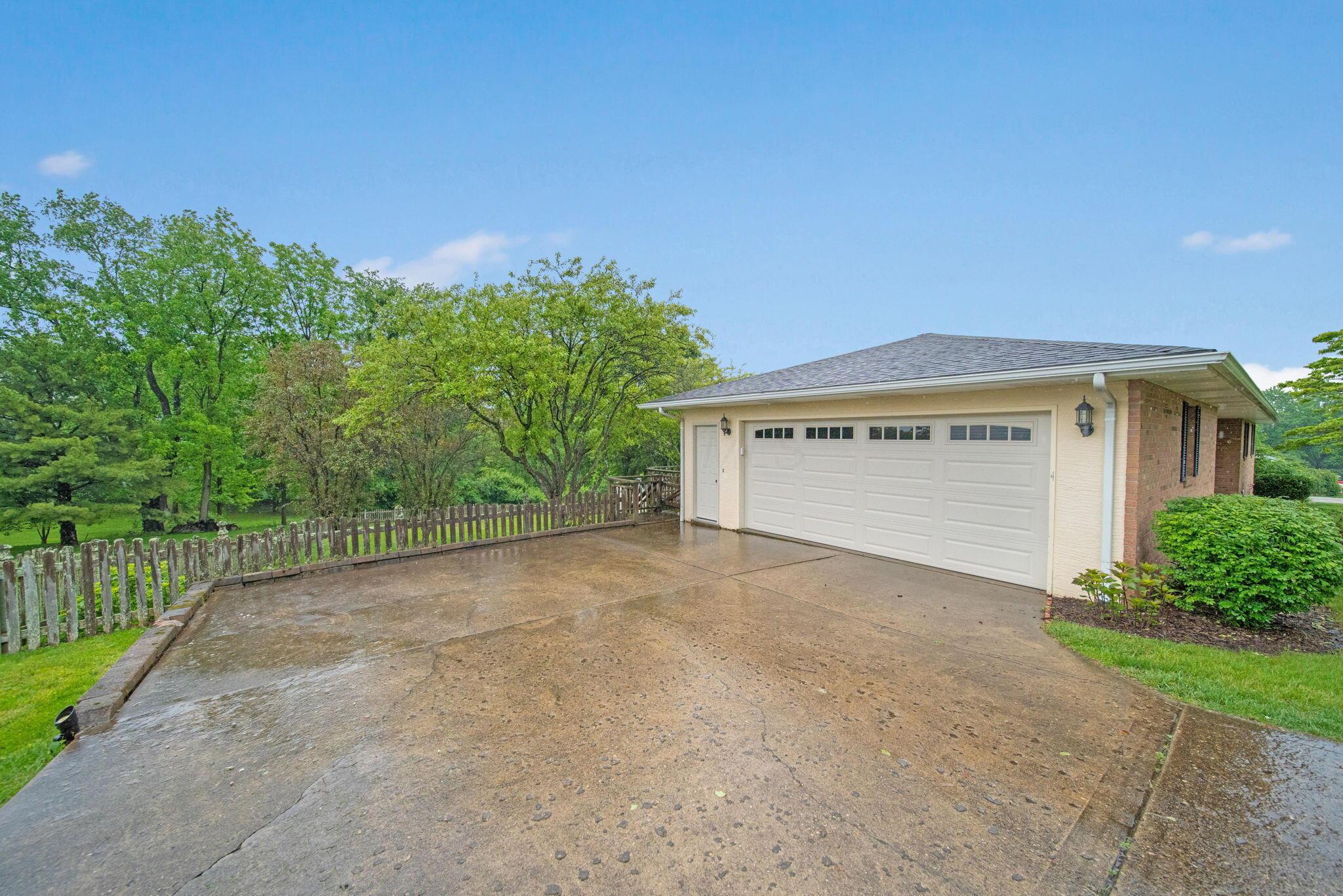 2580 Applewood Lane, Lancaster, Ohio image 30