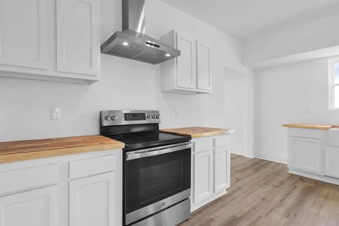 Tiny photo for 461 N Court Street, Circleville, OH 43113 (MLS # 226000871)