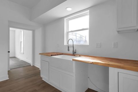 Tiny photo for 461 N Court Street, Circleville, OH 43113 (MLS # 226000871)