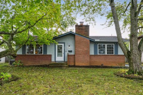 Photo of 1094 Briarcliff Road, Reynoldsburg, OH 43068 (MLS # 225036581)