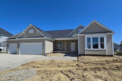 Photo of 5486 Scotch Woods Drive, Grove City, OH 43123 (MLS # 226011511)