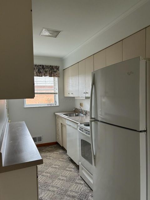 Tiny photo for 1743 Ardleigh Road, Columbus, OH 43221 (MLS # 225044980)