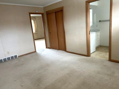 Tiny photo for 1743 Ardleigh Road, Columbus, OH 43221 (MLS # 225044980)