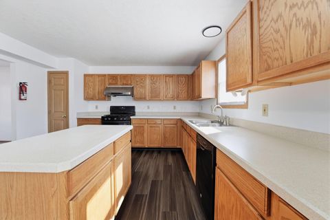 Tiny photo for 52 Gala Avenue, Pataskala, OH 43062 (MLS # 226005549)