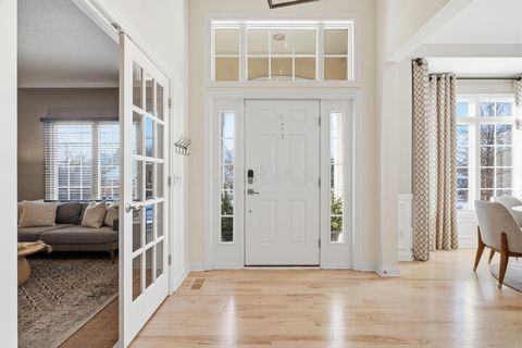 Tiny photo for 8552 Misty Woods Circle, Powell, OH 43065 (MLS # 225044990)