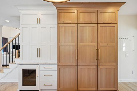 Tiny photo for 8552 Misty Woods Circle, Powell, OH 43065 (MLS # 225044990)