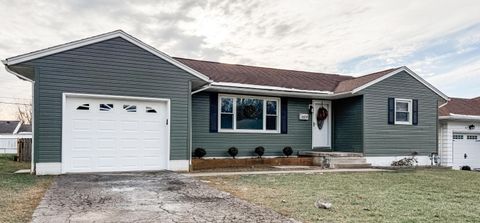 Photo of 1809 Marrose Drive, Lancaster, OH 43130 (MLS # 225045109)