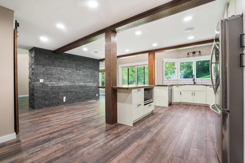 Tiny photo for 6 Sussex Drive, Athens, OH 45701 (MLS # 226035230)
