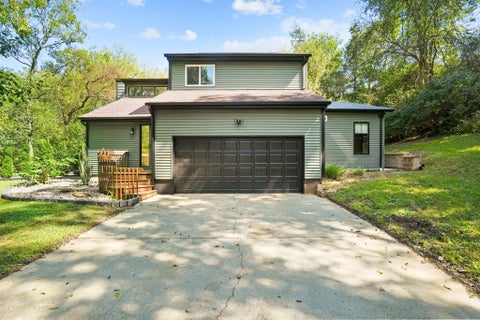 Tiny photo for 6 Sussex Drive, Athens, OH 45701 (MLS # 226035230)