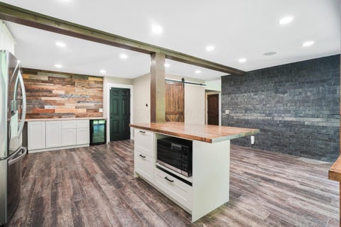 Tiny photo for 6 Sussex Drive, Athens, OH 45701 (MLS # 226035230)