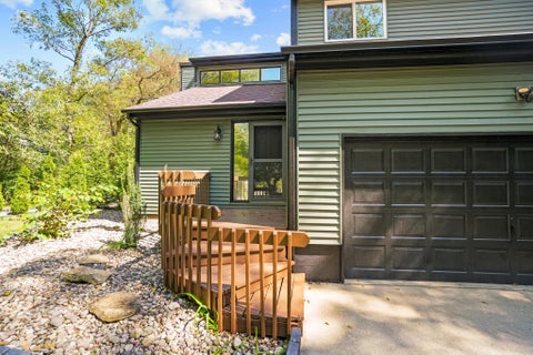 Tiny photo for 6 Sussex Drive, Athens, OH 45701 (MLS # 226035230)