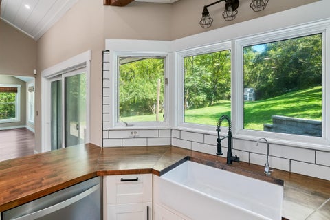 Tiny photo for 6 Sussex Drive, Athens, OH 45701 (MLS # 226035230)