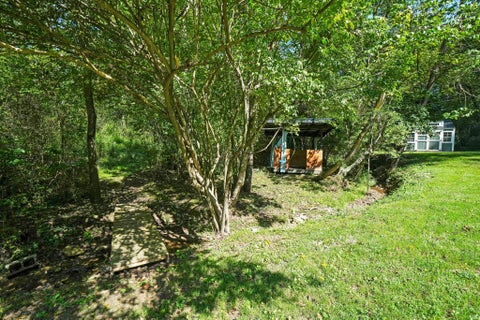Tiny photo for 6 Sussex Drive, Athens, OH 45701 (MLS # 226035230)