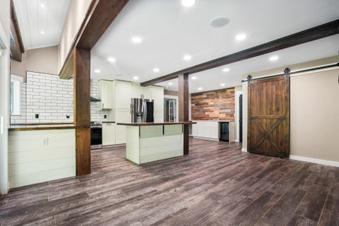 Tiny photo for 6 Sussex Drive, Athens, OH 45701 (MLS # 226035230)