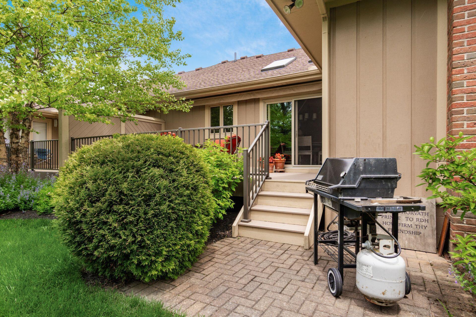 4325 Weybridge Court, Powell, Ohio image 12