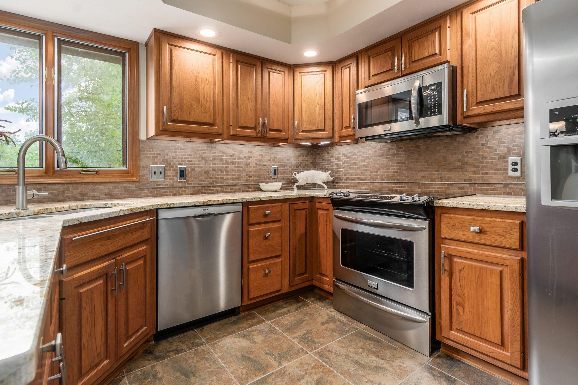 4325 Weybridge Court, Powell, Ohio image 35