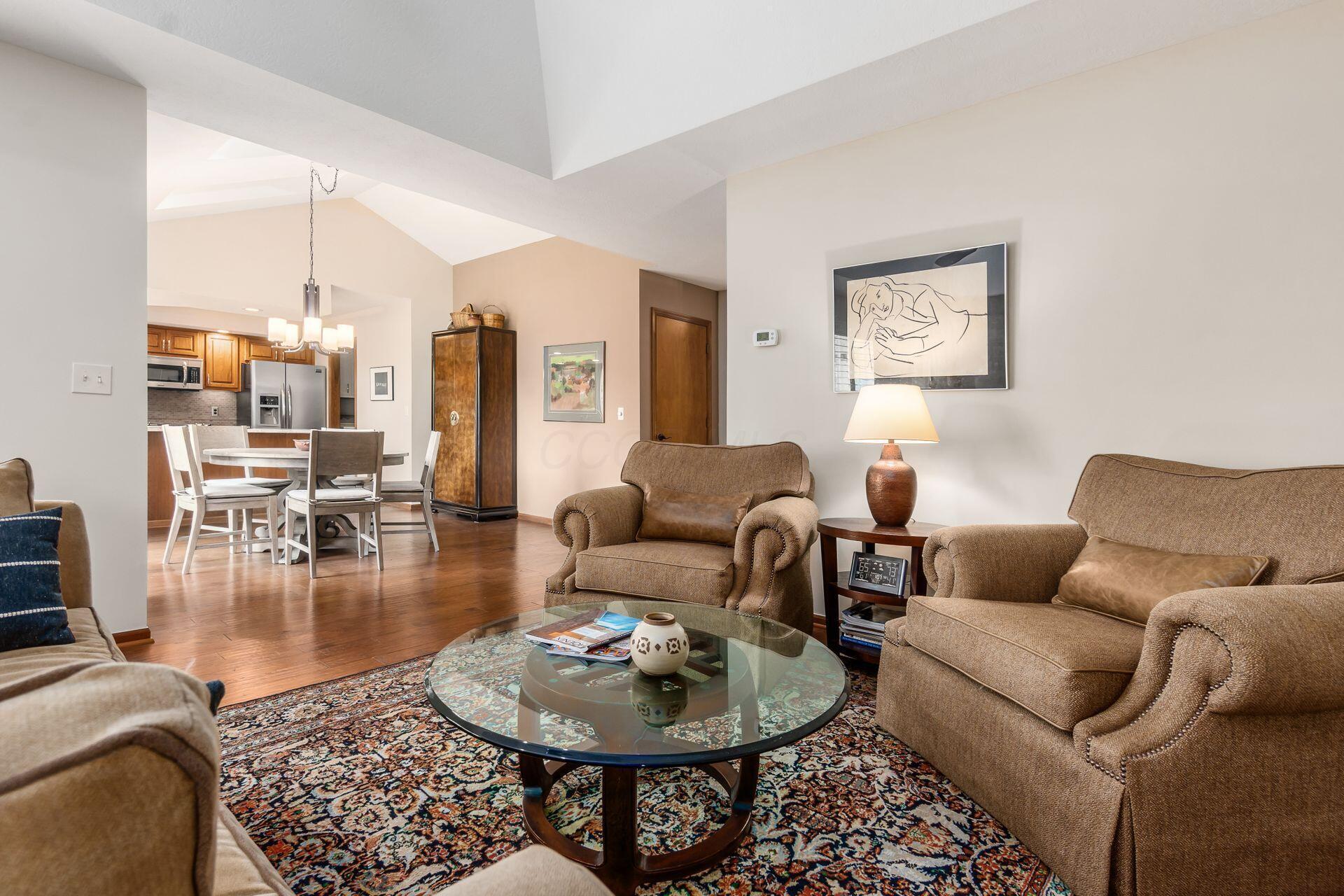4325 Weybridge Court, Powell, Ohio image 30