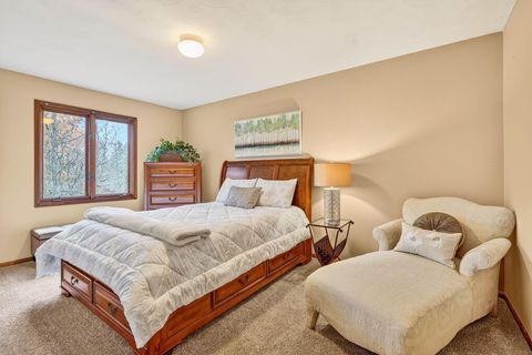 Tiny photo for 893 Maebelle Way, Westerville, OH 43081 (MLS # 225044036)