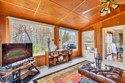 Tiny photo for 893 Maebelle Way, Westerville, OH 43081 (MLS # 225044036)