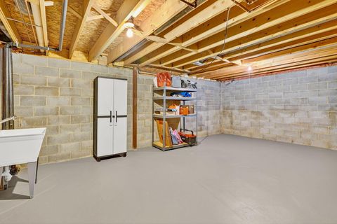 Tiny photo for 893 Maebelle Way, Westerville, OH 43081 (MLS # 225044036)