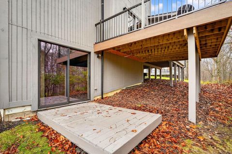 Tiny photo for 893 Maebelle Way, Westerville, OH 43081 (MLS # 225044036)