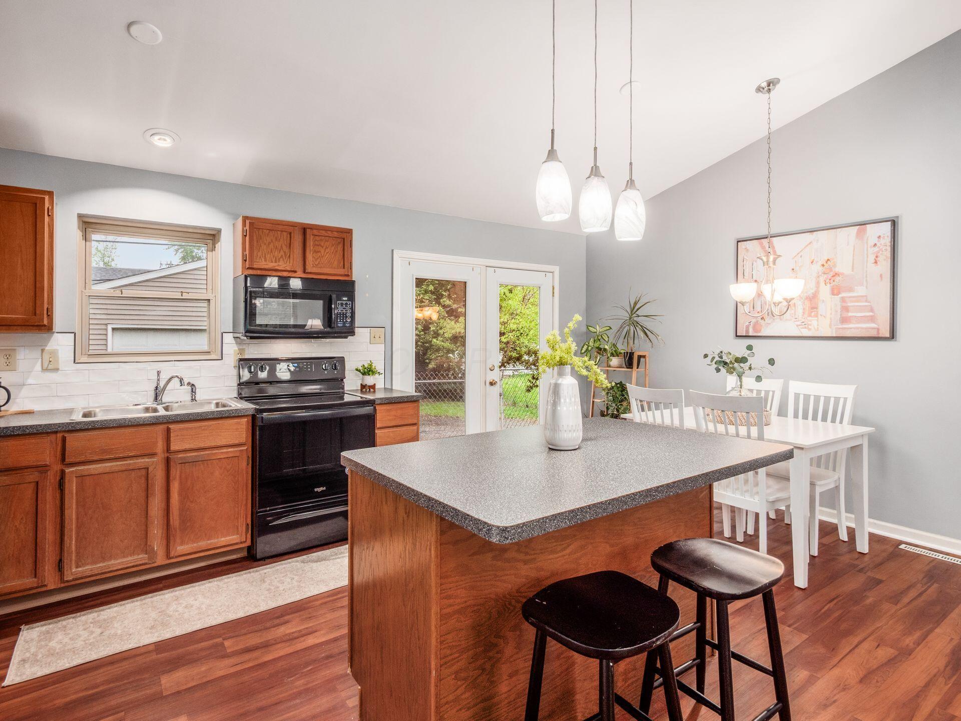 4274 Wayne Street, Hilliard, Ohio image 15