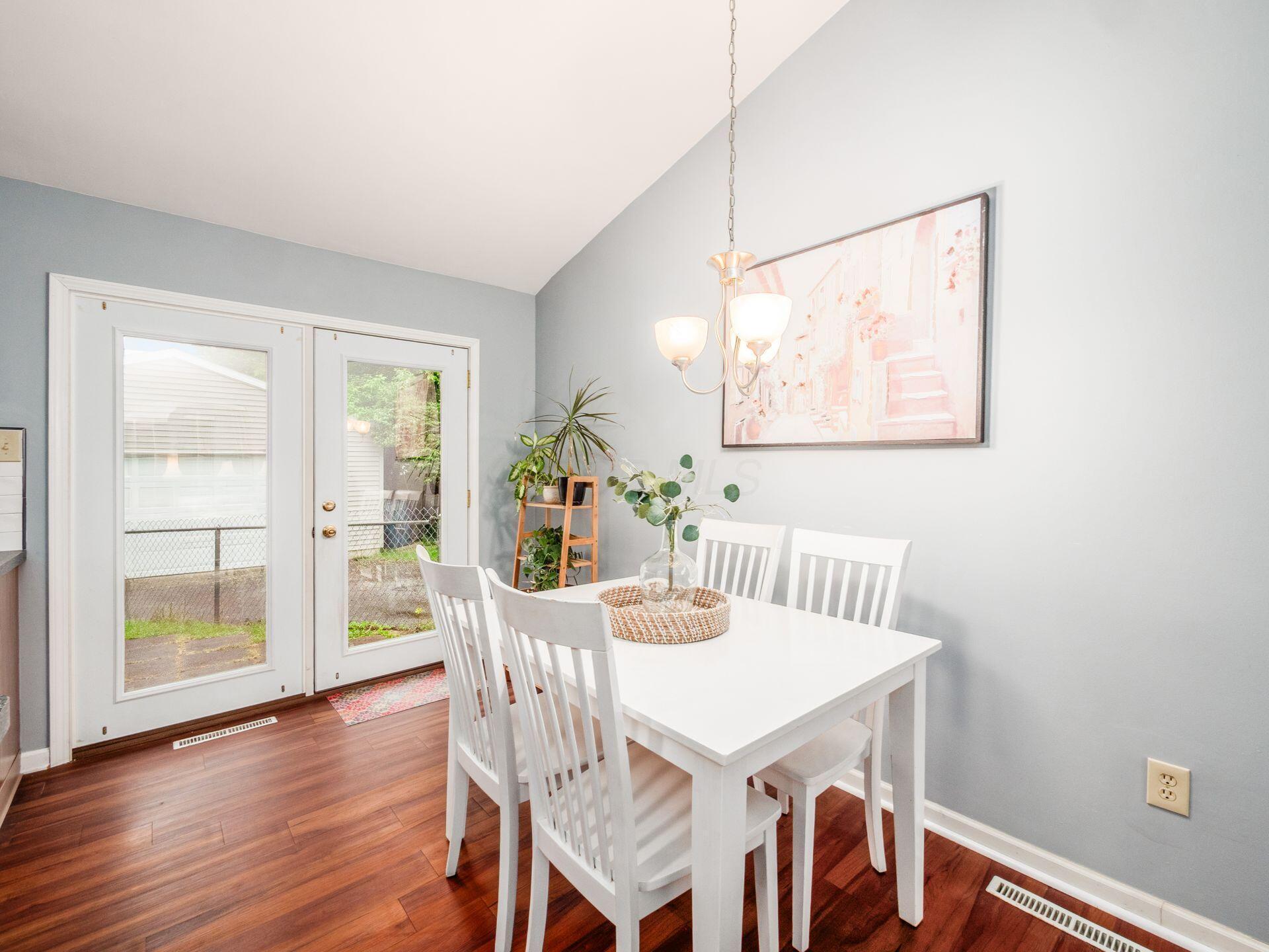 4274 Wayne Street, Hilliard, Ohio image 10