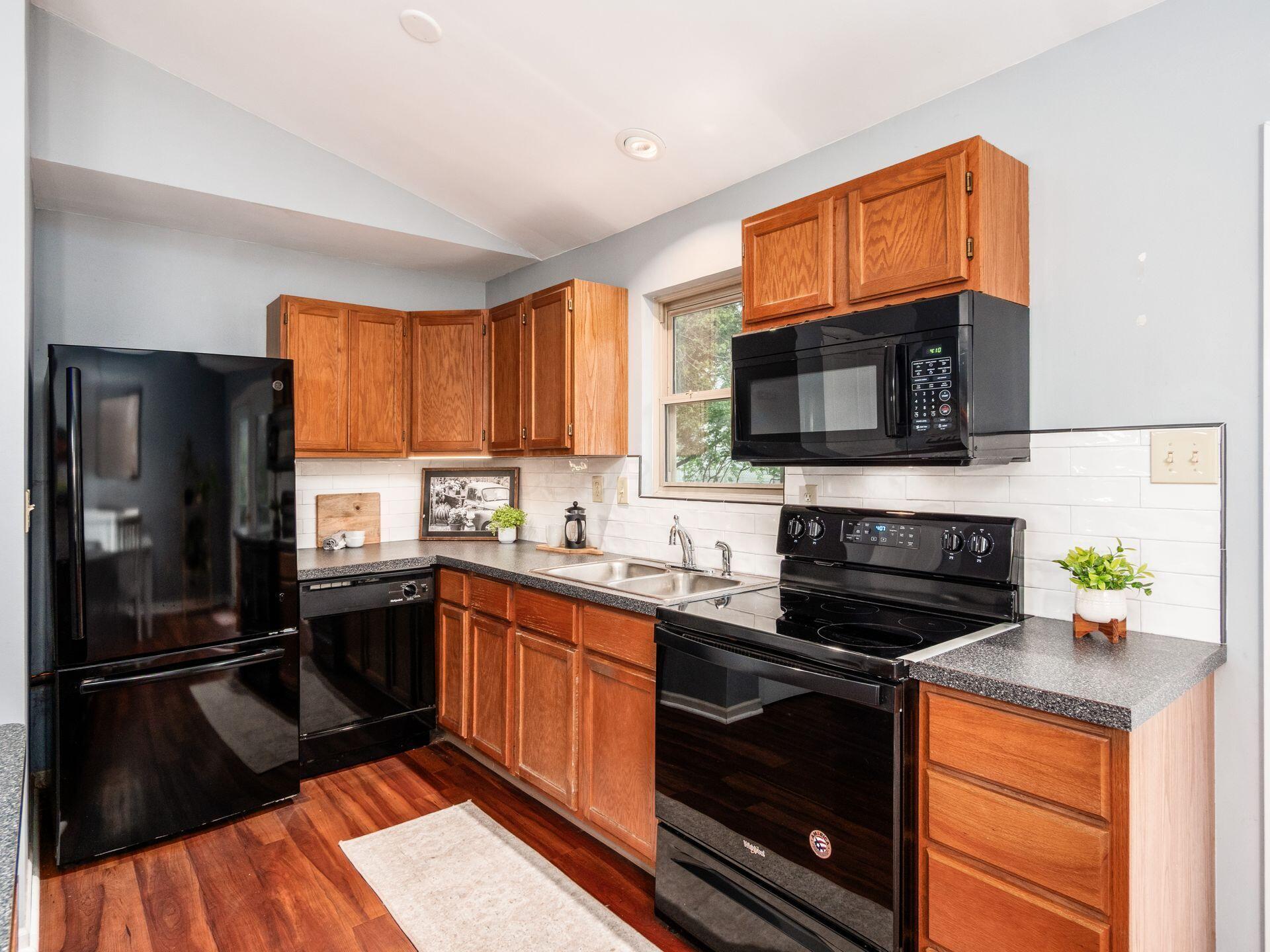 4274 Wayne Street, Hilliard, Ohio image 13