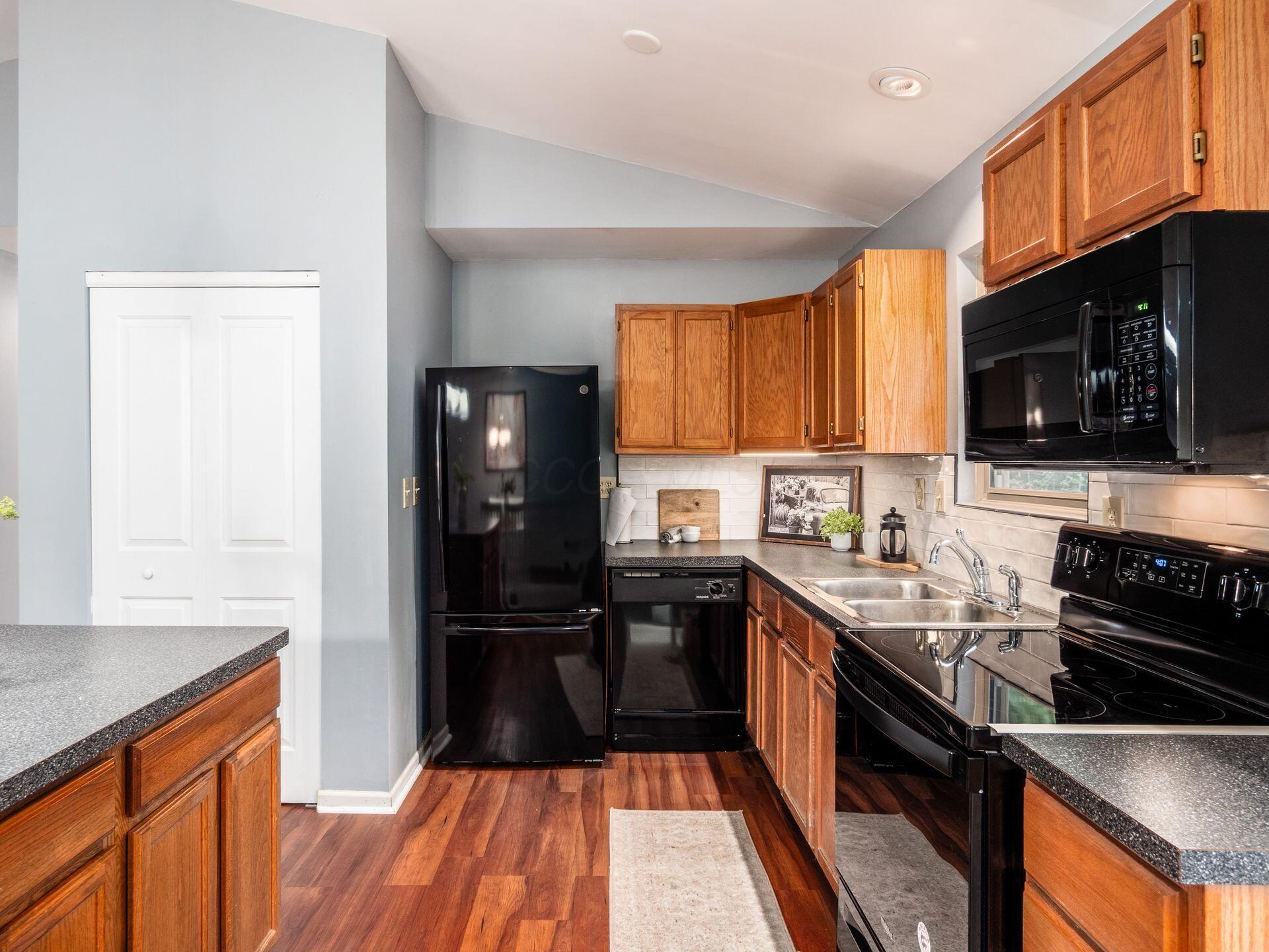 4274 Wayne Street, Hilliard, Ohio image 14