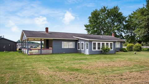 Tiny photo for 2076 Mt Vernon Road, Newark, OH 43055 (MLS # 225029656)