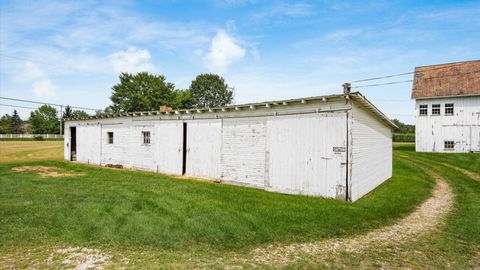Tiny photo for 2076 Mt Vernon Road, Newark, OH 43055 (MLS # 225029656)