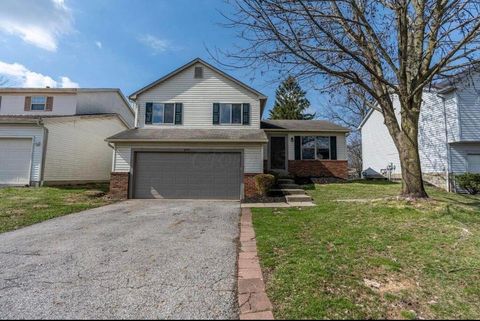 Photo of 2737 Raphael Drive, Columbus, OH 43232 (MLS # 225046335)