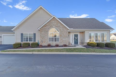 Photo of 4812 Ashleigh Drive, Dublin, OH 43016 (MLS # 226001203)
