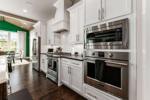 Tiny photo for 10600 Honeysuckle Way, Plain City, OH 43064 (MLS # 226005389)