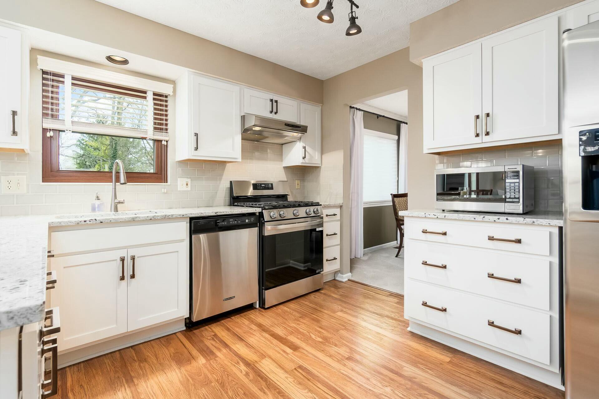 6993 Beery Lane, Dublin, Ohio image 13