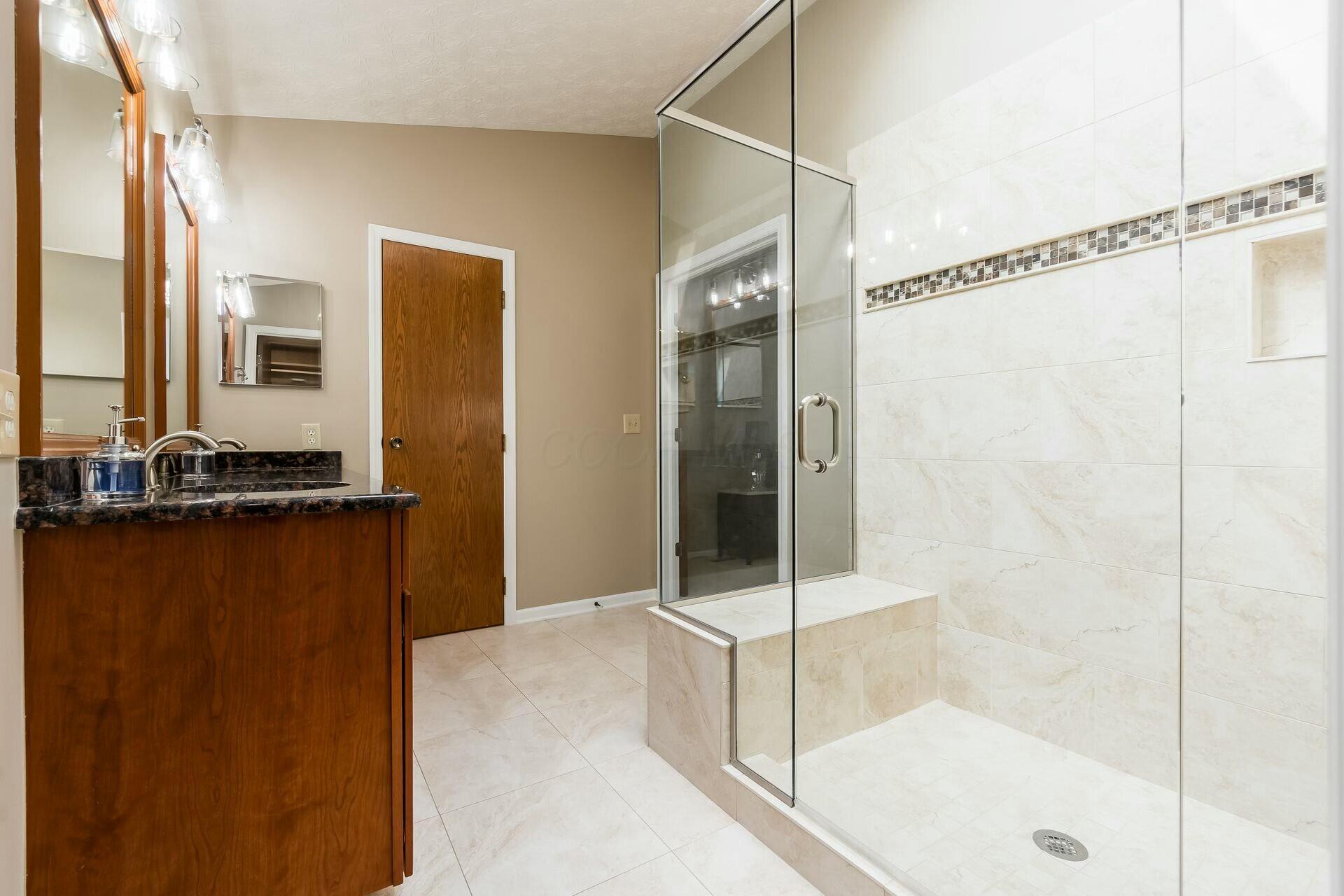 6993 Beery Lane, Dublin, Ohio image 37