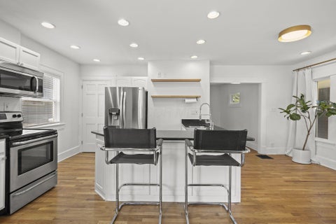 Tiny photo for 355 Sheldon Avenue, Columbus, OH 43207 (MLS # 226020210)