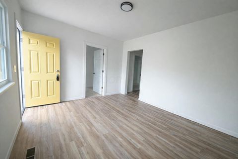 Photo of 2382 S 6th Street, Columbus, OH 43207 (MLS # 226004803)