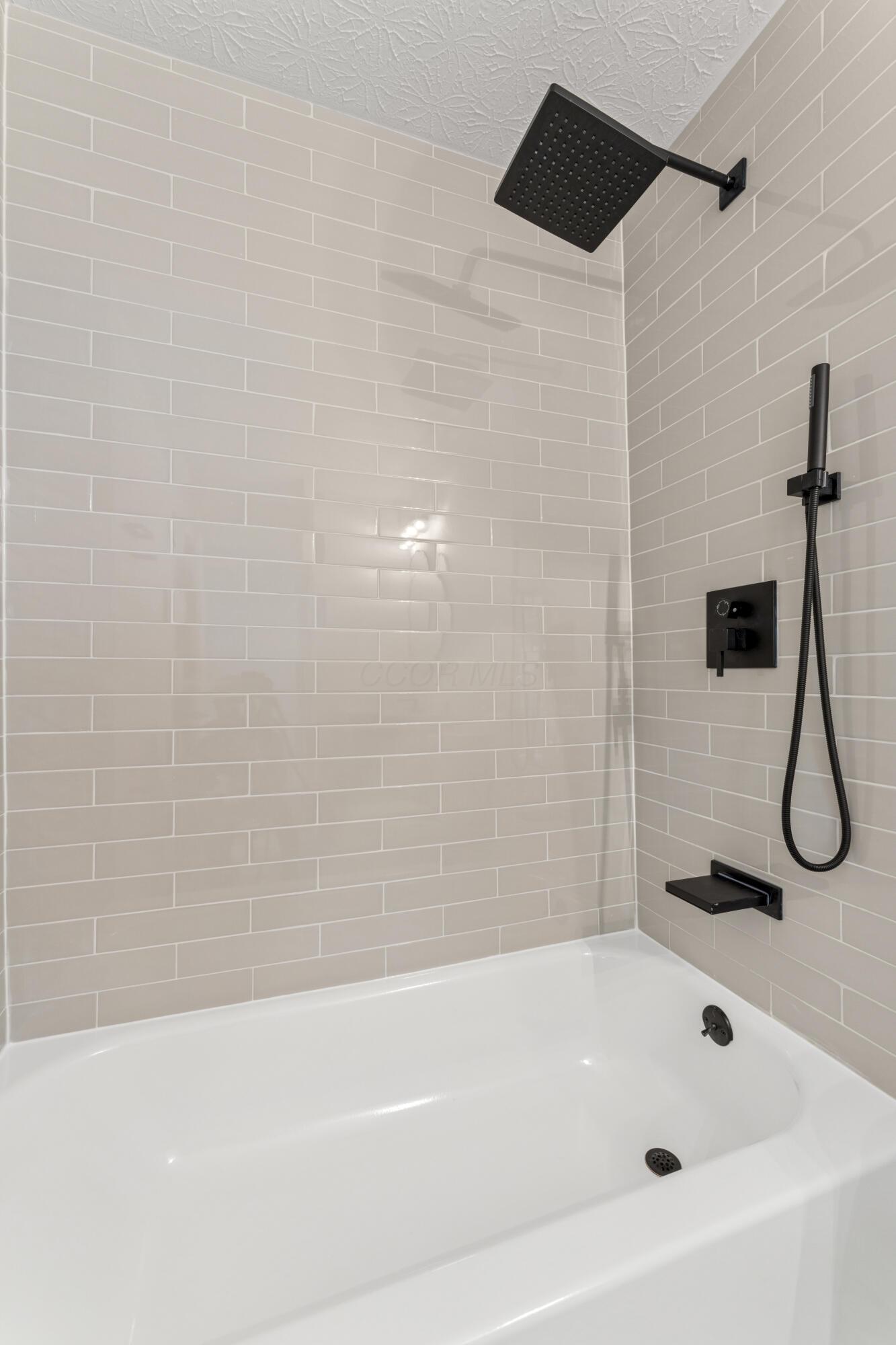 7555 Braeburn Court, Blacklick, Ohio image 18